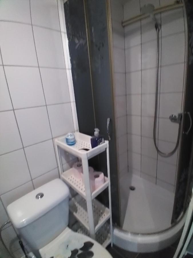 Pokoje Goscinne U Oksany Łagów Exterior foto